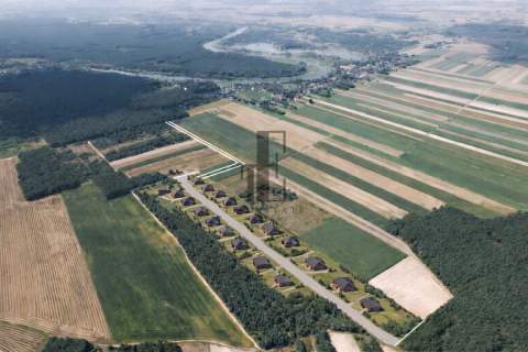 Działka rekrayjna pod lasem 1 km do rzeki Narew