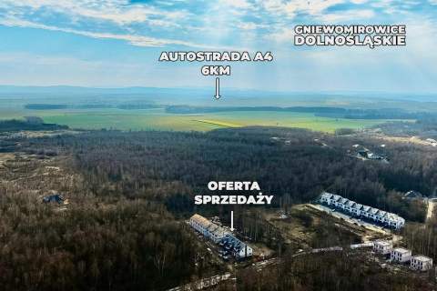 Nowoczesny dom z ogródkiem, w otulinie lasu