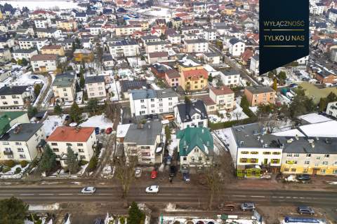 Budynek usługowy - 5 lokali, centrum Sierakowic.