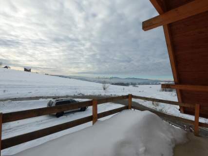 WYJĄTKOWA NIERUCHOMOŚĆ Z PANORAMĄ GÓR BEZPOŚREDNIO PRZY LESIE.