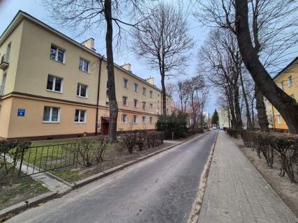 ustawne mieszkanie 3-pok spokojna osiedlowa okolic