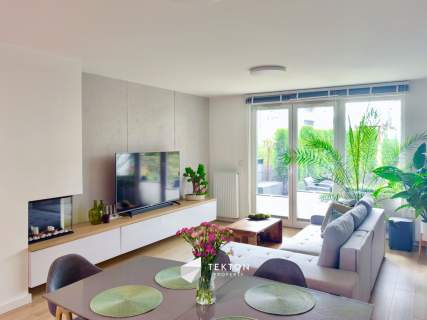 Nowoczesny apartament z dwoma tarasami