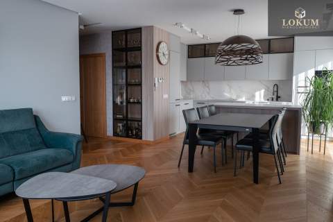 APARTAMENT NA SPRZEDAŻ PARKITKA