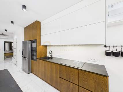 Wysoki standard Nowoczesny design Loggia