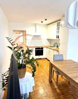 Wzgórze Wolności, 3 pokoje, 3 piętro, balkon