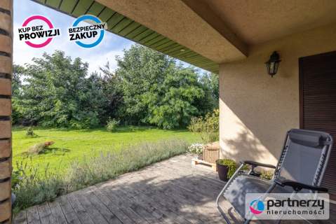 Piękny dom z bardzo dużą działką, spokojna okolica