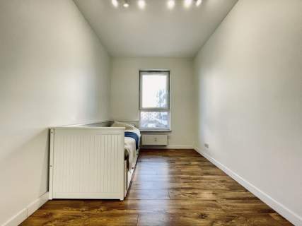 2019 Dwustronne Duży balkon Garaż 