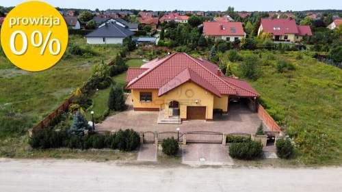 Elegancki dom parterowy na osiedlu Piaski.- 0%