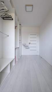 JASNE 4-POK 3 BALKONY STRYCH PARKING