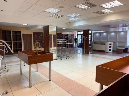 lokal użytkowy   Żagań, ul. Bracka   149,3 m2