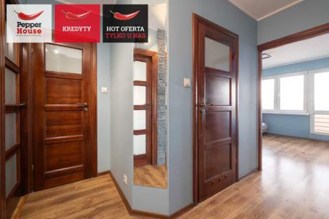 3 pokoje 60 m duży balkon miejsca postojowe