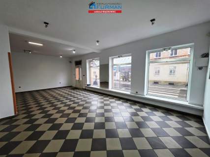 Biuro na sprzedaż, 102,7 m2, Wyrzysk