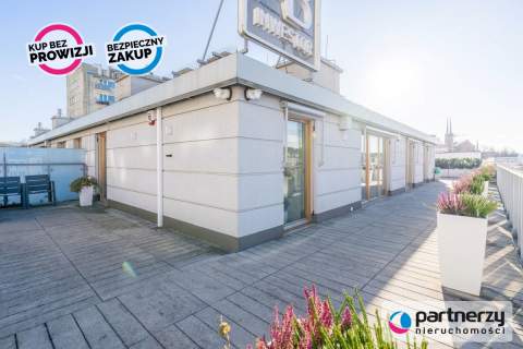 Luksusowy penthouse z prywatną windą i tarasem