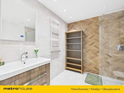 Apartament 100m 2, garaż, bezczynszowe, centrum.