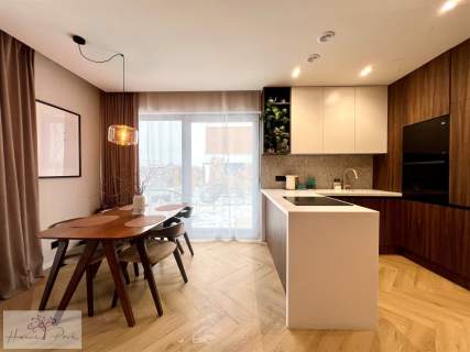 Apartament z ogródkiem, zamknięte EKO osiedle