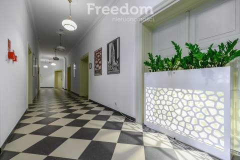 funkcjonalny lokal 24 m 3 piętro centrum
