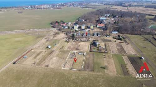 Działka budowlana z rozpoczętą budową - 900 m od morza Gąski