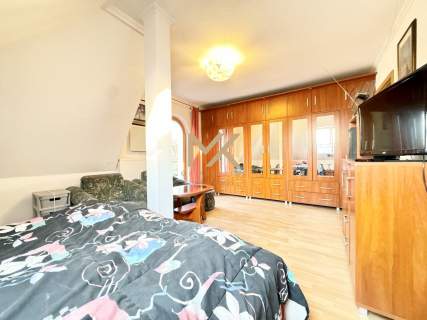 Wolnostojący / 3 kondygnacje/ 316 m2