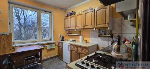 Sprzedam dwupoziomowe mieszkanie 80m2-Centrum