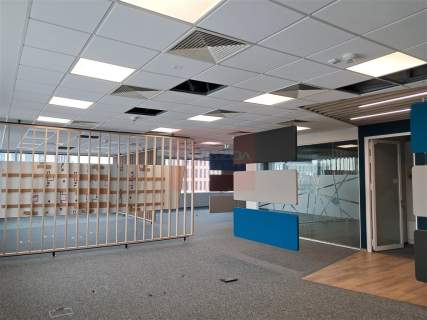 Nieruchomość komercyjna do wynajęcia, 270 m2, Warszawa