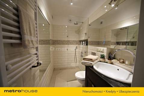 Apartament przy METRO do zamieszkania lub biuro