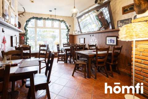 Kamienica z częścią noclegową i restauracją