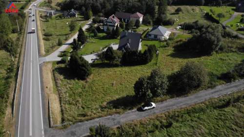 Działka inwestycyjna przy drodze krajowej nr 28