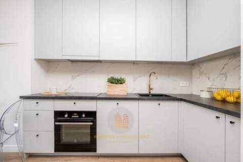 Świeży apartament , 3-pokoje garaż, klimatyzacja