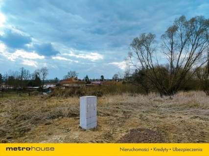 Działka budowlana ze skrzynką prądową - Wolany