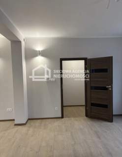 Lokal z witryną przy głównej ulicy Al. Niep. Sopot