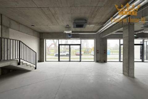 Na wynajem lokal 280m2, trasa Wilanów, pod dom, ogród i garaż
