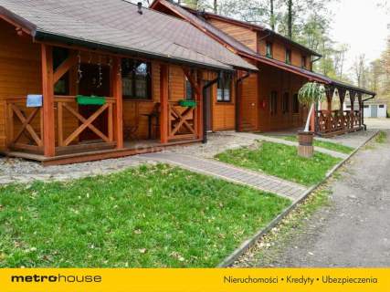 Ośrodek sportowo-rekreacyjny w Ustroniu przy rzece