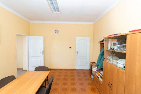 Działka komercyjna z budynkiem 2879m2 ul. Kolejowa