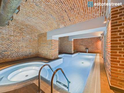 3-pok apartament z basenem i sauną w centrum