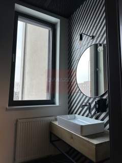 Nieruchomość komercyjna do wynajęcia, 200 m2, Warszawa