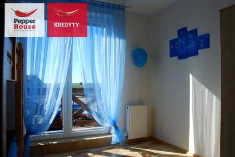 Dwupoziomowy apartament nad morzem z basenem