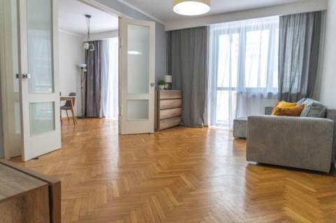 CICHE PRZESTRONNE/ Rondo ONZ/ ŚRÓDMIEŚCIE /3 POK