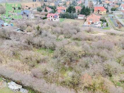 Działka z domem 60m2 - możliwość rozbiórki lub modernizacji