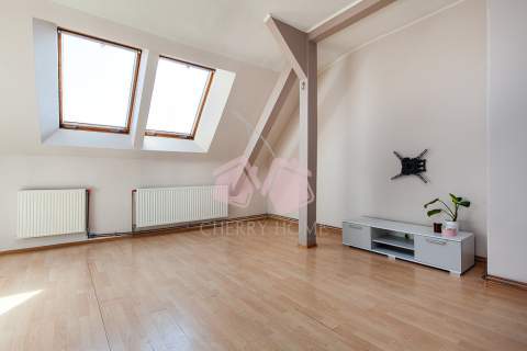 Dolny Sopot 70 m strych
