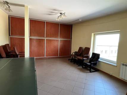 Biuro na sprzedaż, 450 m2, Jędrzejów
