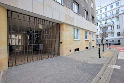 Mieszkanie, Biuro lub Kancelaria w kamienicy ul. Tamka 5