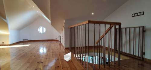 Dwupoziomowy klimatyczny apartament 100m2