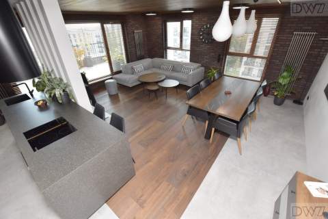 Apartament 82 m2, 3 miejsca postojowe, taras 77 m2