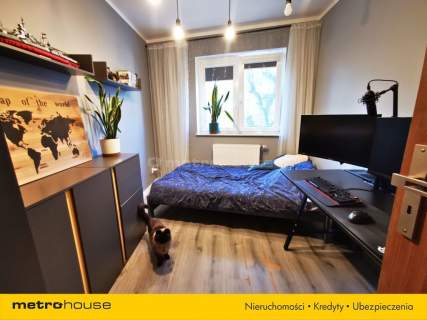 Bez remontu 3 pokoje do wejścia loggia winda
