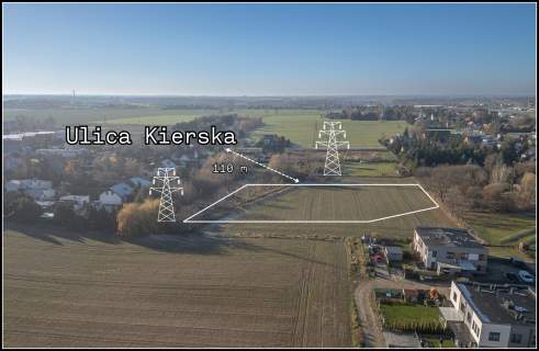 Teren rolniczy z rowem melioracyjnym, linia 220 kV i 110 kV