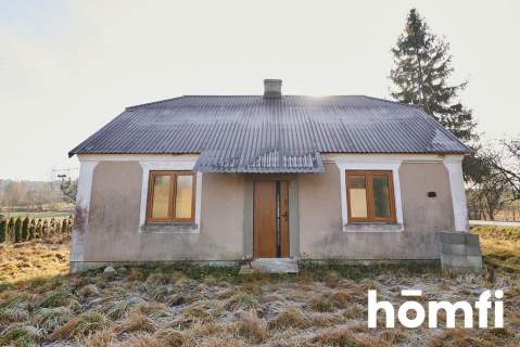 Urokliwy dom na wsi nieopodal Skierbieszowa