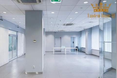 Do wynajęcia lokal handlowy 187m2 Mokotów, parter,