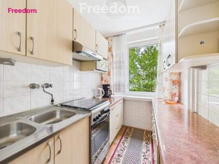 Na Stoku   2 pokoje, balkon, zielona okolica