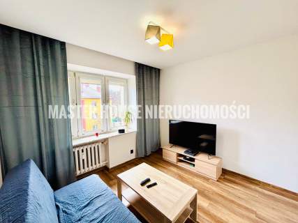 2 pokoje po remoncie Ostrowiec Św Sienkiewicza balkon