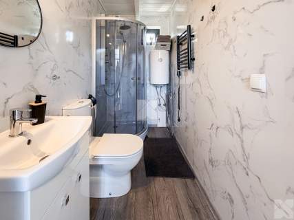 Całoroczny dom modułowy z prywatnym SPA